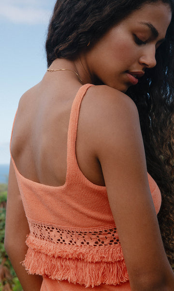 Kenzia_back_web_61a52b4d-13cb-