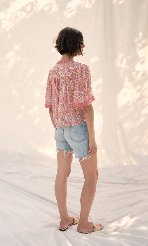 Meghry Top